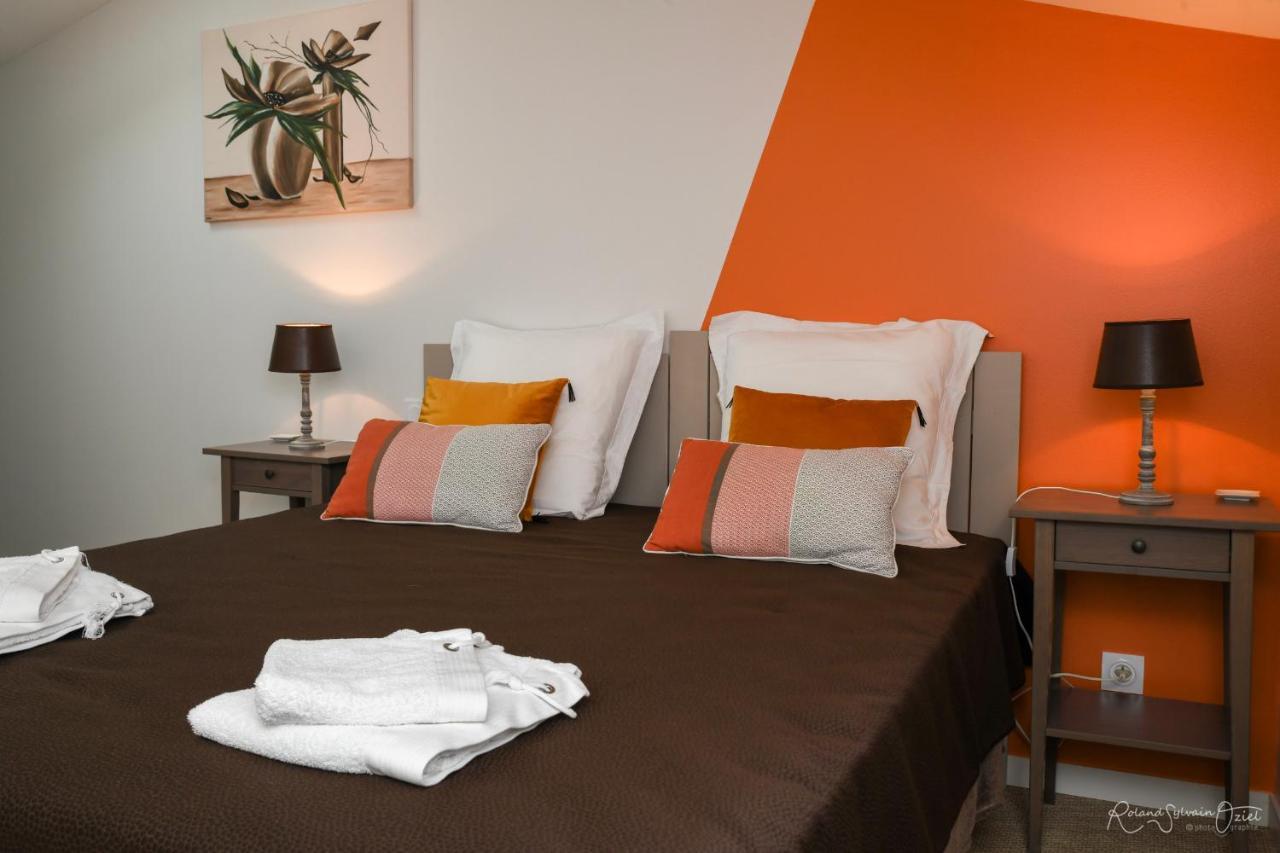 Domaine De La Courillere Bed & Breakfast Le Boupere ภายนอก รูปภาพ