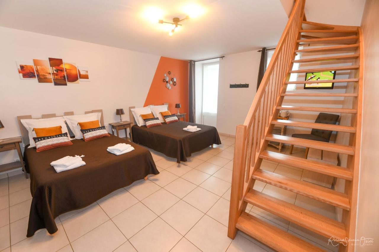 Domaine De La Courillere Bed & Breakfast Le Boupere ภายนอก รูปภาพ